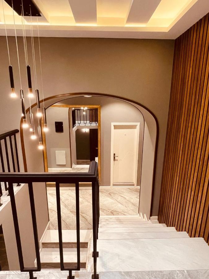 Eleven Hotel Baku Bagian luar foto