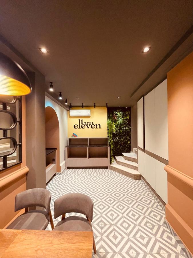 Eleven Hotel Baku Bagian luar foto