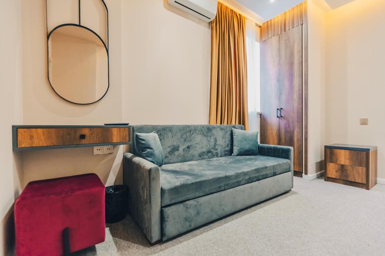 Eleven Hotel Baku Bagian luar foto
