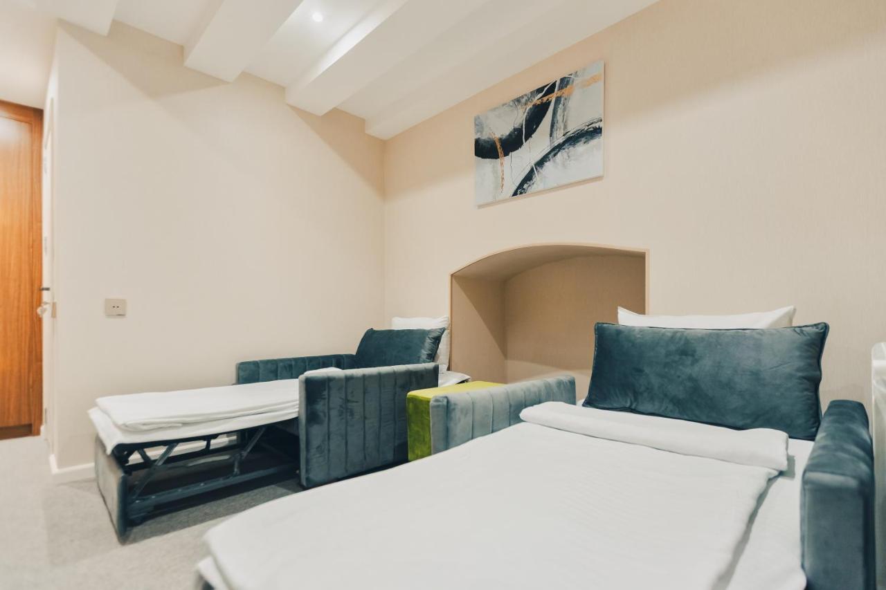 Eleven Hotel Baku Bagian luar foto